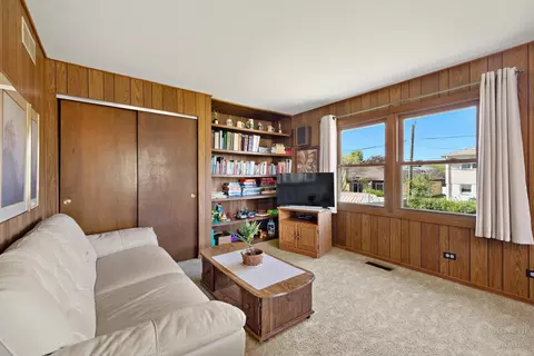 Other - 632 Polynesian Dr, Des Plaines, IL 60016 photo 1 of 5