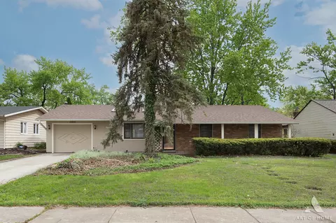 10231 Hawthorne Dr, Orland Park, IL 60462