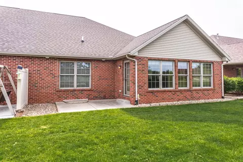 Exterior - 1761 Lockspur Way, Normal, IL 61761 photo 5 of 8