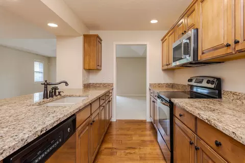 Kitchen - 1761 Lockspur Way, Normal, IL 61761 photo 5 of 6