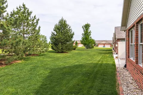 Exterior - 1761 Lockspur Way, Normal, IL 61761 photo 7 of 8