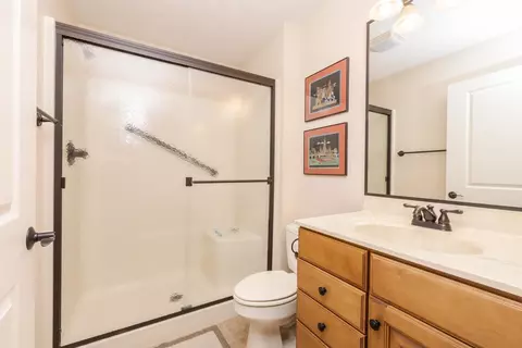 Bath - 1761 Lockspur Way, Normal, IL 61761 photo 2 of 4