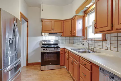 Kitchen - 1027 St John St, Elgin, IL 60120 photo 2 of 4