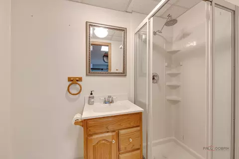 Bath - 1027 St John St, Elgin, IL 60120 photo 2 of 2