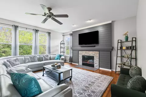 Living - 2030 Lucca Ct, Elgin, IL 60123 photo 2 of 3