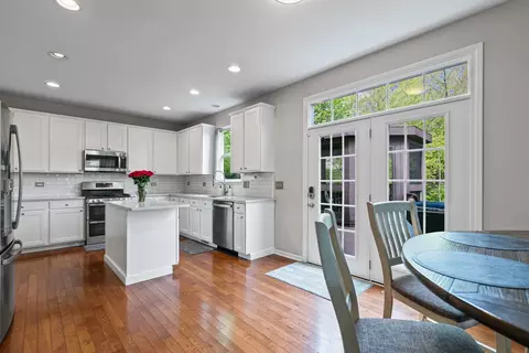 Kitchen - 2030 Lucca Ct, Elgin, IL 60123 photo 1 of 4