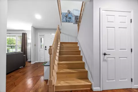 Entry Way - 2632 Switch Grass Rd, Morris, IL 60450 photo 2 of 5