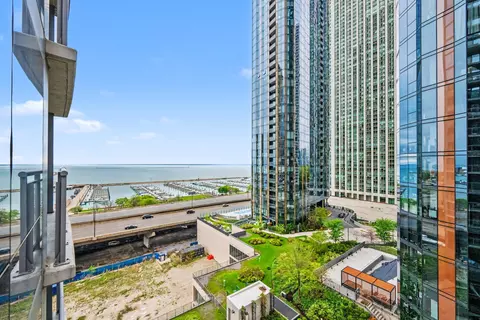 450 E Waterside Dr #705, Chicago, IL 60601 photo 15