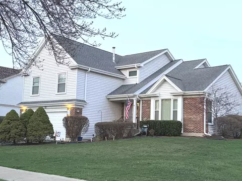 10 Copperwood Dr, Buffalo Grove, IL 60089