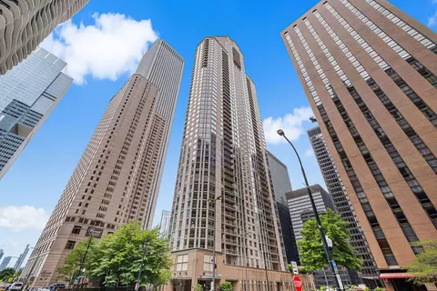 222 N Columbus Dr #3709, Chicago, IL 60601