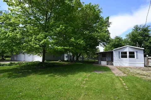 406 Park St, Kappa, IL 61738