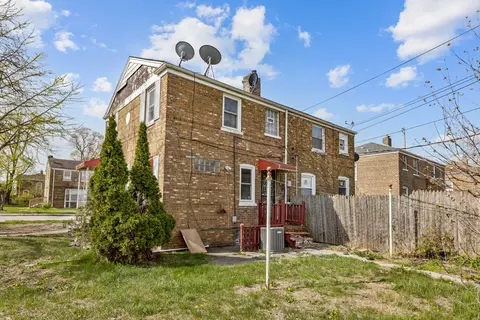 Exterior - 2556 E 97th Pl, Chicago, IL 60617 photo 4 of 7
