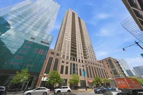 1111 S Wabash Ave #3303, Chicago, IL 60605