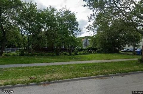 7548 S Dorchester Ave, Chicago, IL 60619