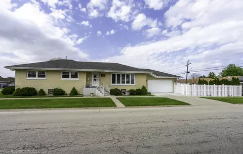 4501 N Overhill Ave, Norridge, IL 60706