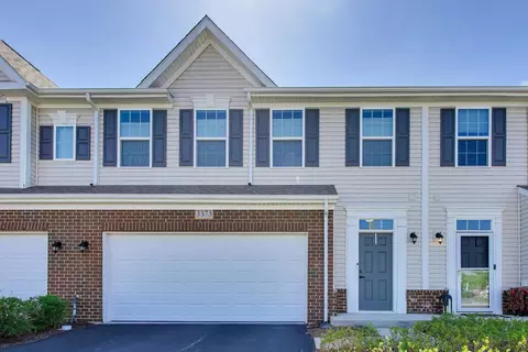 3373 Helene Rieder Dr, Montgomery, IL 60538