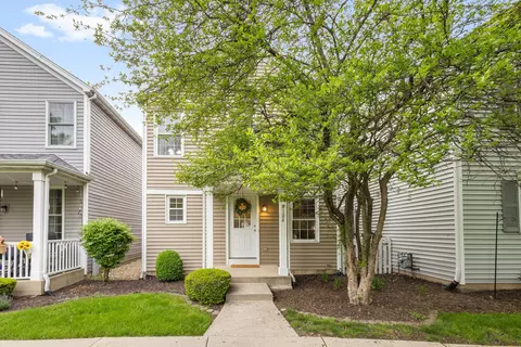 Exterior - 4104 Rivertowne Dr, Plainfield, IL 60586 photo 2 of 3