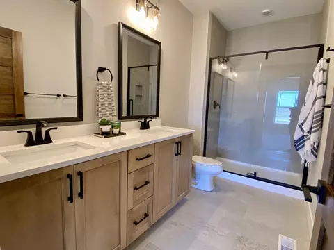 Bath - 3914 Jade Dr, Champaign, IL 61822 photo 1 of 3
