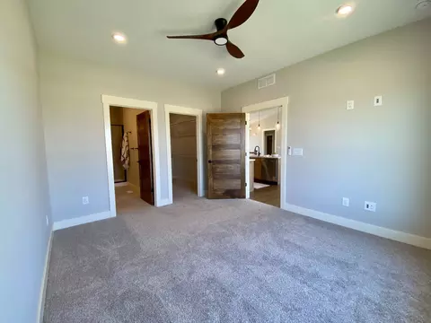 Bedroom - 3914 Jade Dr, Champaign, IL 61822 photo 1 of 4