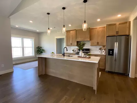 Kitchen - 3914 Jade Dr, Champaign, IL 61822 photo 2 of 8