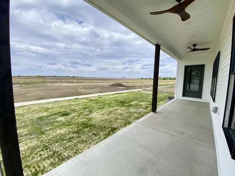 Exterior - 3914 Jade Dr, Champaign, IL 61822 photo 2 of 9