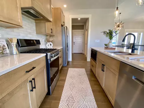 Kitchen - 3914 Jade Dr, Champaign, IL 61822 photo 8 of 8