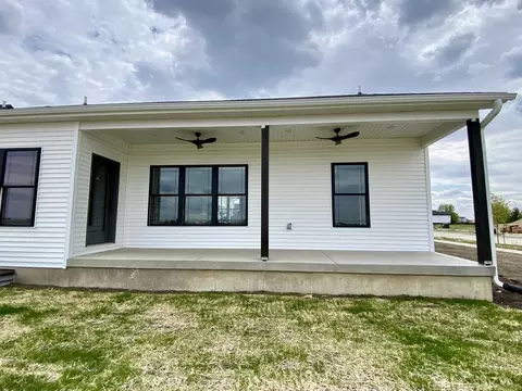 Exterior - 3914 Jade Dr, Champaign, IL 61822 photo 9 of 9
