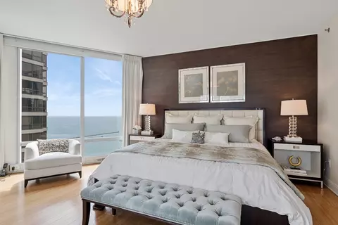 Bedroom - 340 E Randolph St #2801, Chicago, IL 60601 photo 1 of 2