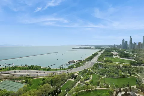 View/Area - 340 E Randolph St #2801, Chicago, IL 60601 photo 1 of 7