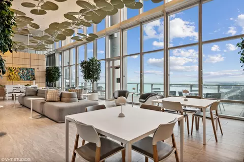Dining - 340 E Randolph St #2801, Chicago, IL 60601 photo 6 of 6