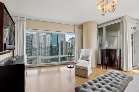 Other - 340 E Randolph St #2801, Chicago, IL 60601 photo 3 of 8