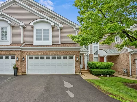3822 Ashley Ct, Rolling Meadows, IL 60008