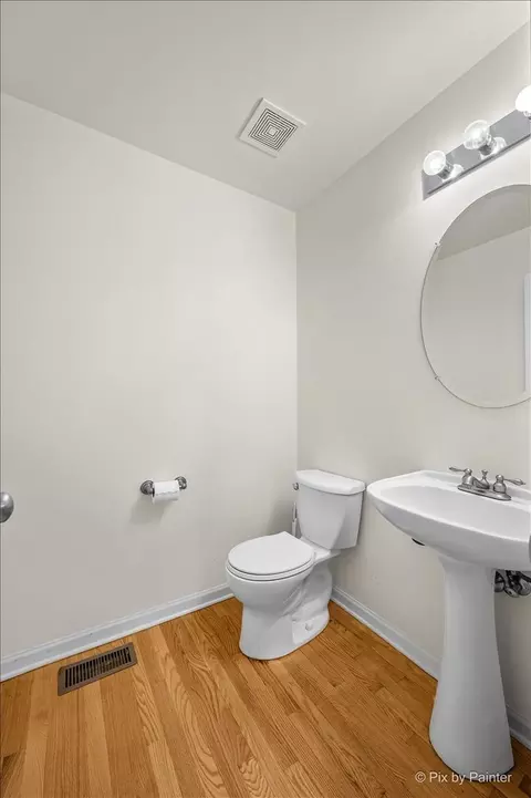 Bath - 3822 Ashley Ct, Rolling Meadows, IL 60008 photo 1 of 5