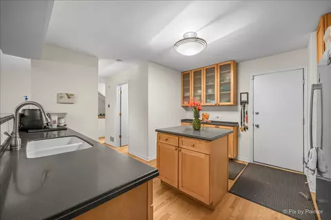Kitchen - 3822 Ashley Ct, Rolling Meadows, IL 60008 photo 4 of 4