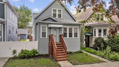 4131 N Richmond St, Chicago, IL 60618