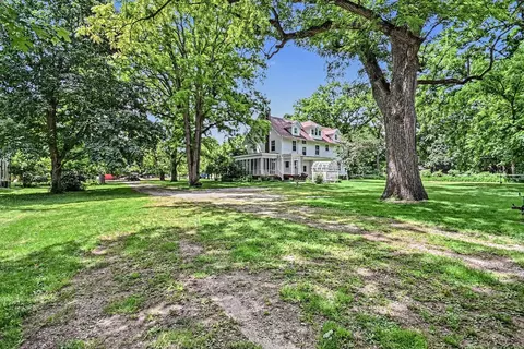 Exterior - 401 E Prairie St, Odell, IL 60460 photo 7 of 18