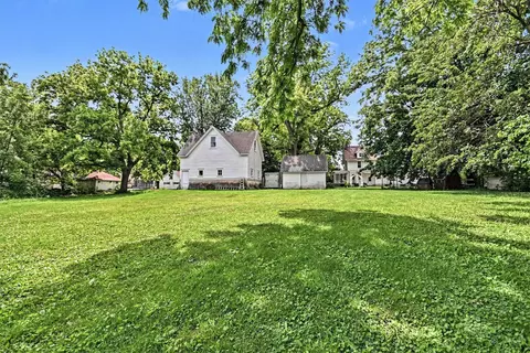 Exterior - 401 E Prairie St, Odell, IL 60460 photo 14 of 18