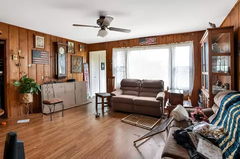 Living - 1622 Chicago St, Dixon, IL 61021 photo 8 of 8