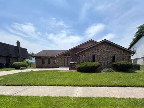 715 E 193rd Pl, Glenwood, IL 60425