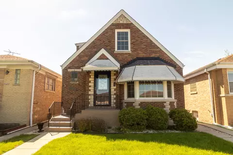 3924 N Oconto Ave, Chicago, IL 60634