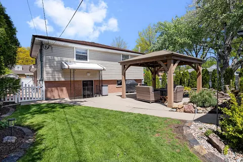 Exterior - 9101 27th St, Brookfield, IL 60513 photo 2 of 6