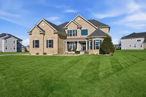 2617 Barker Dr, Batavia, IL 60510