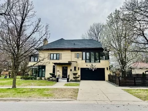 Exterior - 478 Kent Rd, Riverside, IL 60546 photo 2 of 20