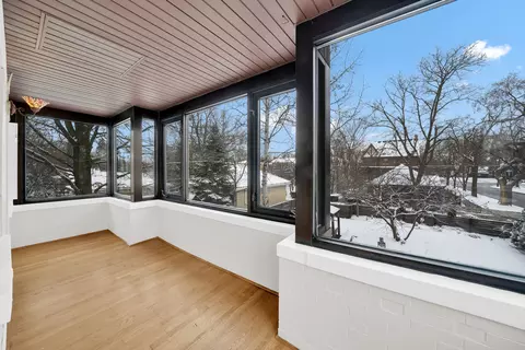 Exterior - 478 Kent Rd, Riverside, IL 60546 photo 6 of 20