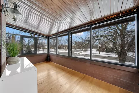 Exterior - 478 Kent Rd, Riverside, IL 60546 photo 7 of 20