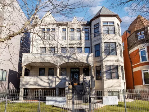 4105 S Drexel Blvd #1SR, Chicago, IL 60653