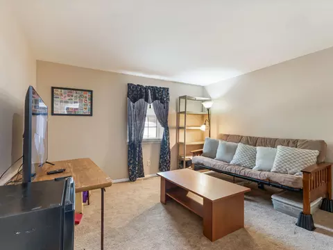 Other - 1050 S Nelson Ave #2, Kankakee, IL 60901 photo 3 of 4