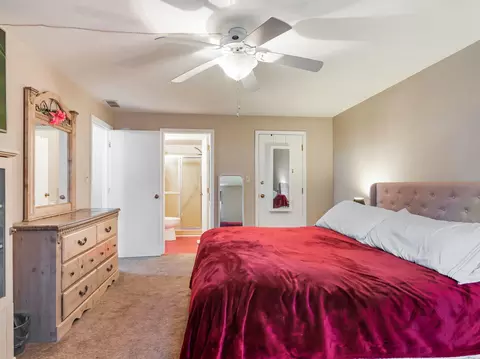 Bedroom - 1050 S Nelson Ave #2, Kankakee, IL 60901 photo 4 of 4