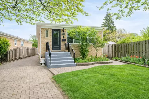 508 Skokie Blvd, Wilmette, IL 60091