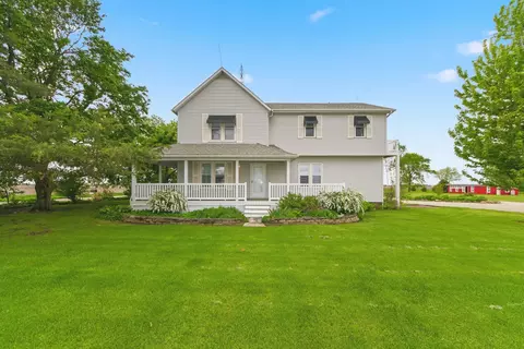 303 2900e County Rd, Rutland, IL 61358